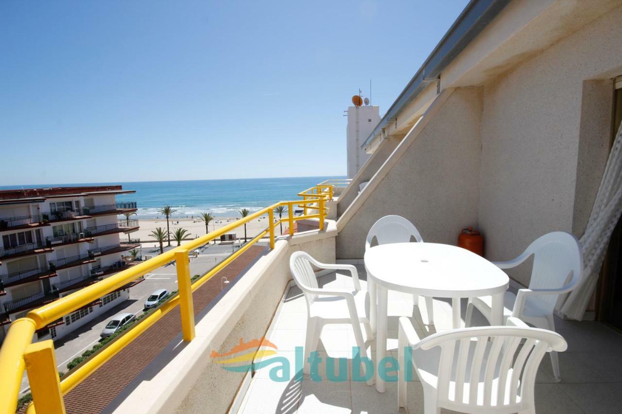 Edificio Esmeralda Apartman Peñíscola Szoba fotó